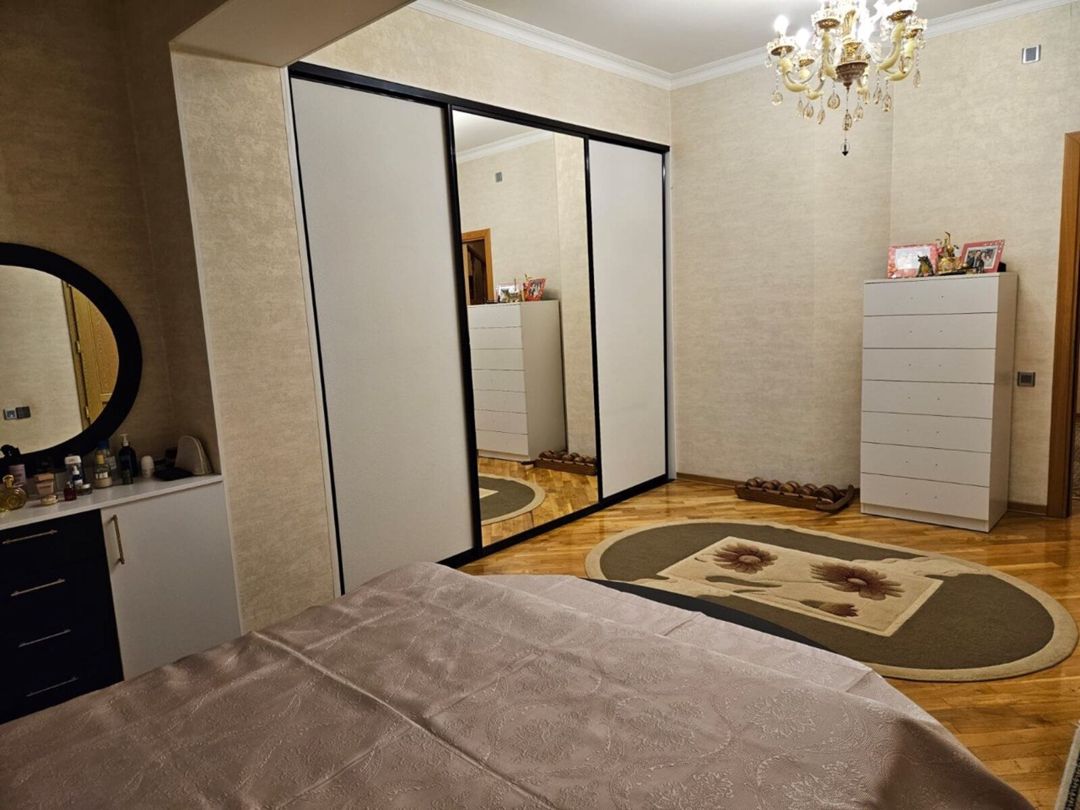 Satılır 7 otaqlı yeni tikili 400 m² — Mənzil, Bakı (10)