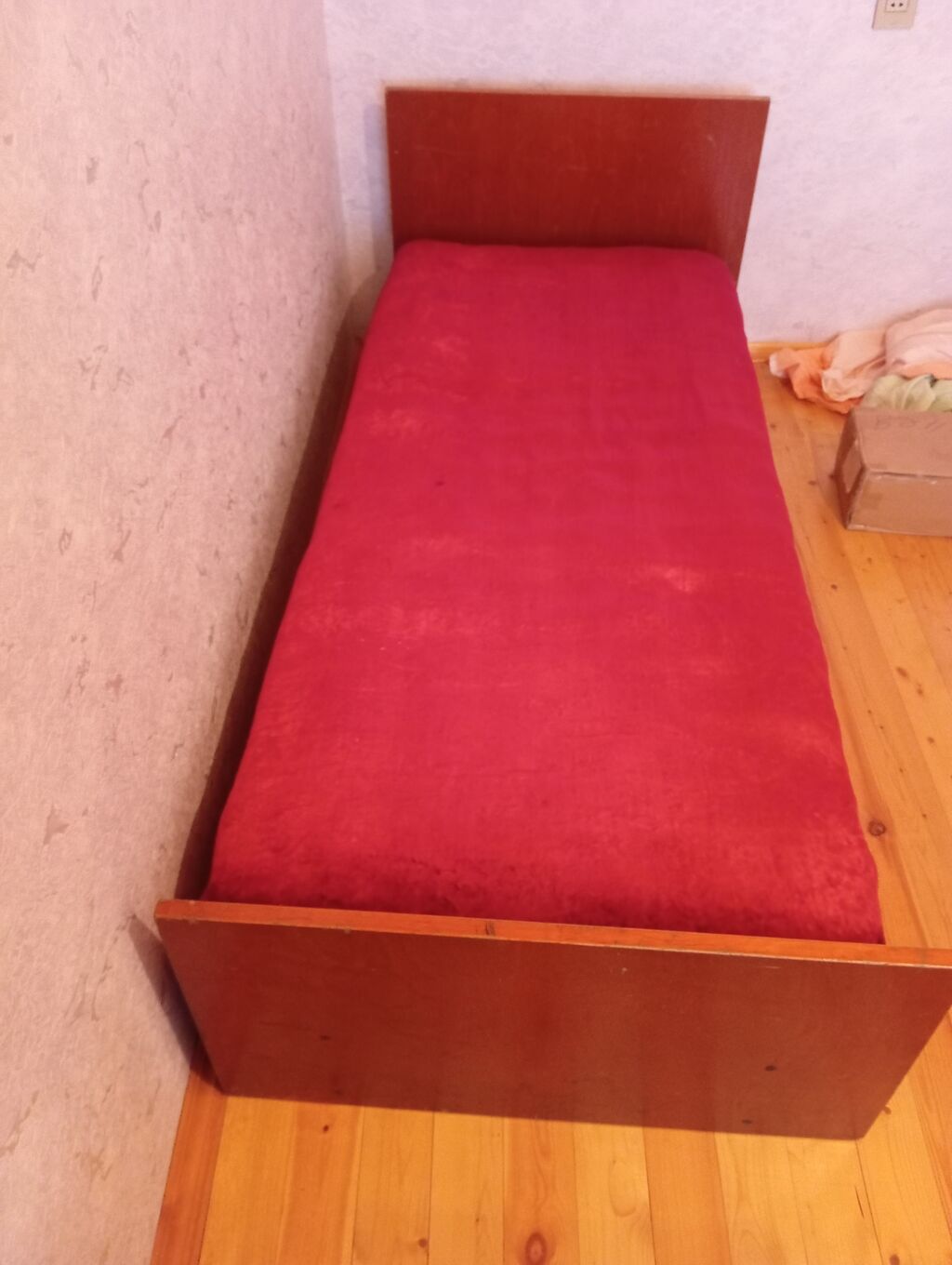İşlənmiş, Təknəfərlik çarpayı, Bazasız, Matras ilə, Siyirməsiz — Yataqlar, Digah (2)