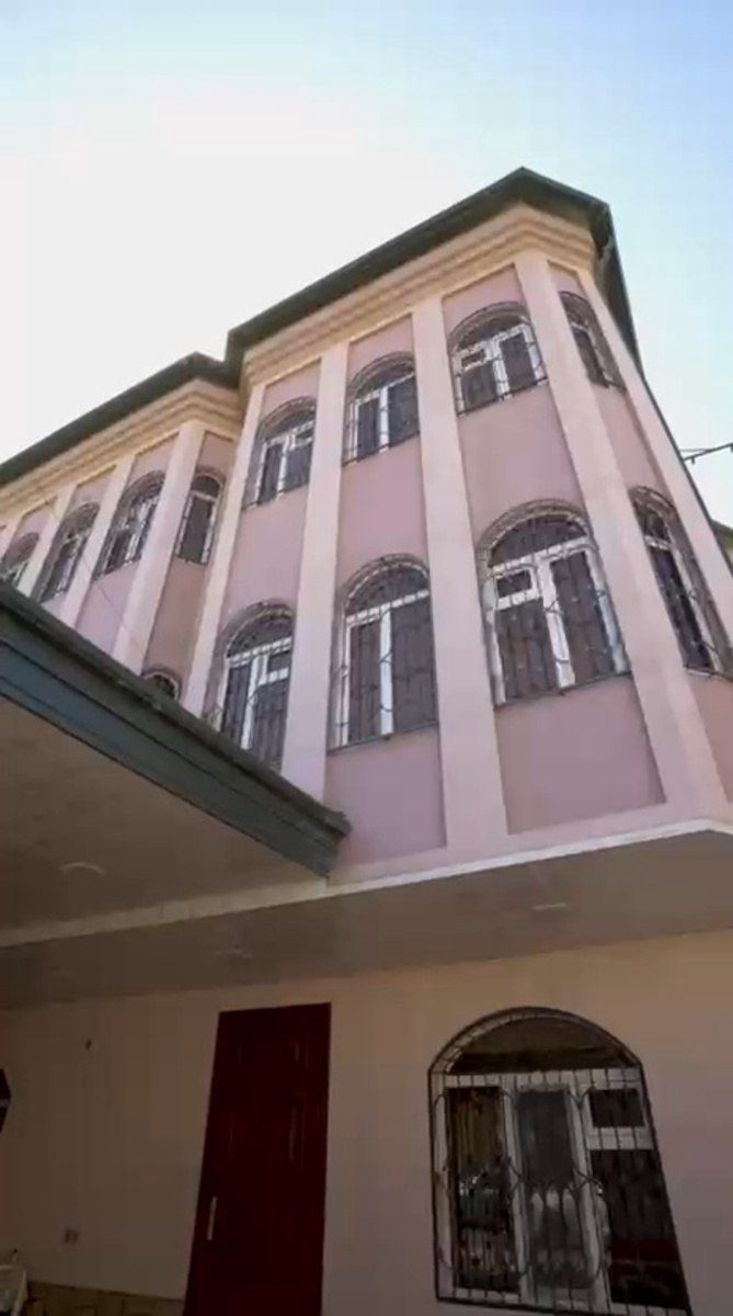 Satılır 12 otaqlı həyət evi/bağ evi 750 m² — Ev, villa, Bakı (2)