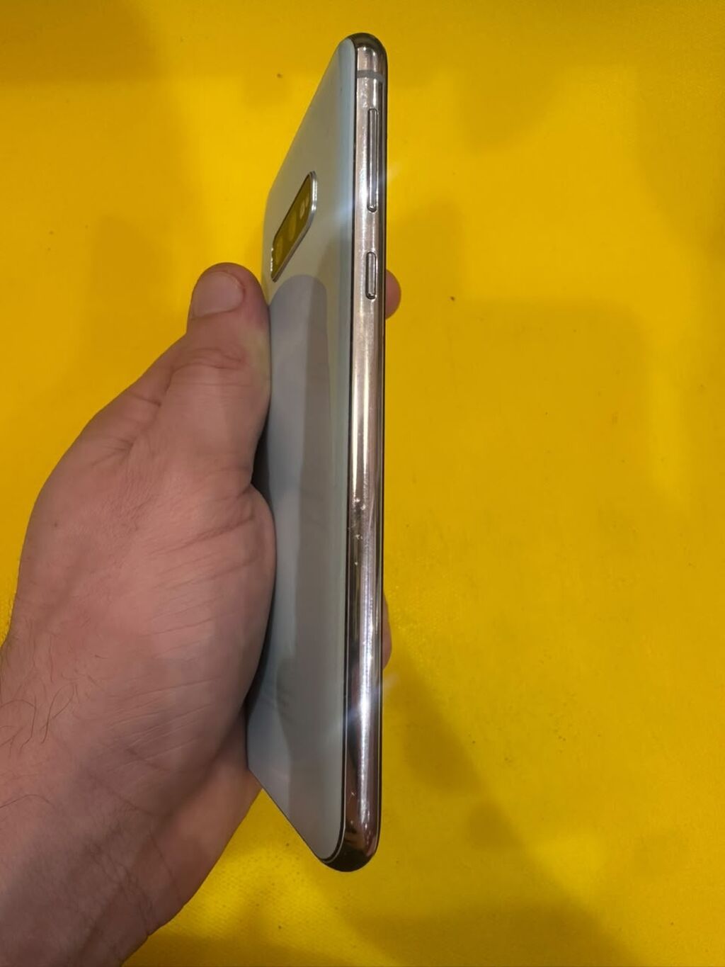 Samsung Galaxy S10e, 128 GB, rəng - Ağ, Simsiz şarj — Samsung, Sumqayıt (5)