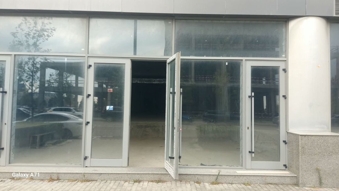 İcarəyə verilir obyekt 930 m² — Əmlak, Bakı (2)