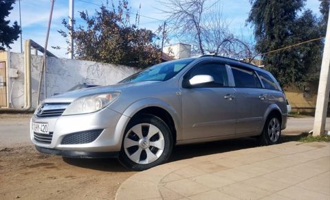Opel Astra Caravan (universaı), gümüşü rəng. Xüsusiyyətlər: - Kuzov — 9 500 ₼ · Salyan · Avtomobillər Opel Astra Caravan (universaı), gümüşü rəng. Xüsusiyyətlər: - Kuzov — Salyan