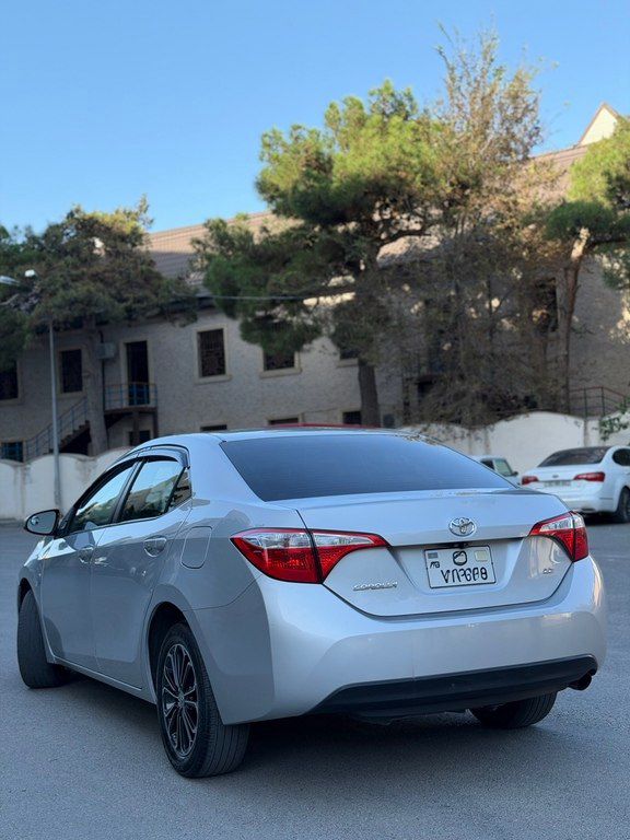 Toyota Corolla, 1.8 L, 2015 il, 233 000 km — Avtomobillər, Bakı (4)