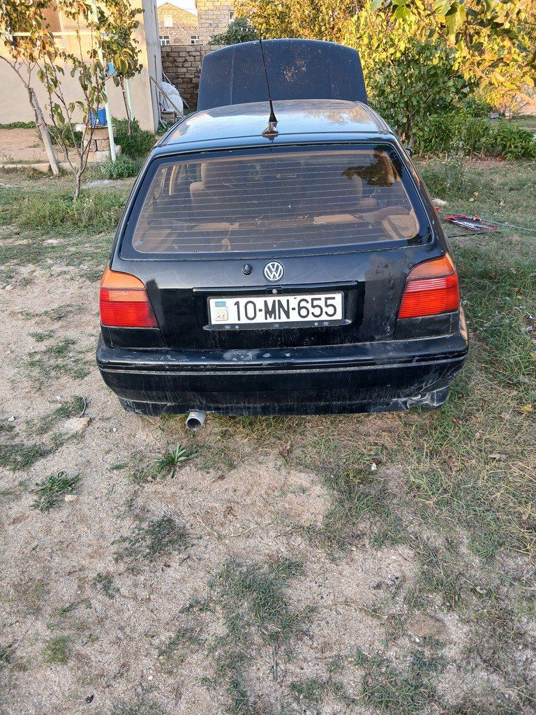 Volkswagen Golf, 1.8 L, 1993 il, 340 200 km 10-MN-655 — Avtomobillər, Bakı (3)