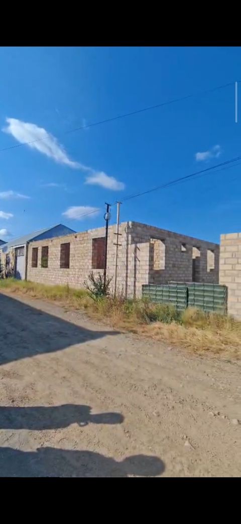 Gülüstan-Avtozavod yolu asfalta yaxın,6 sot torpaq sahəsinin içində — 42 000 ₼ · Gəncə · Ev, villa Gülüstan-Avtozavod yolu asfalta yaxın,6 sot torpaq sahəsinin içində — Gəncə