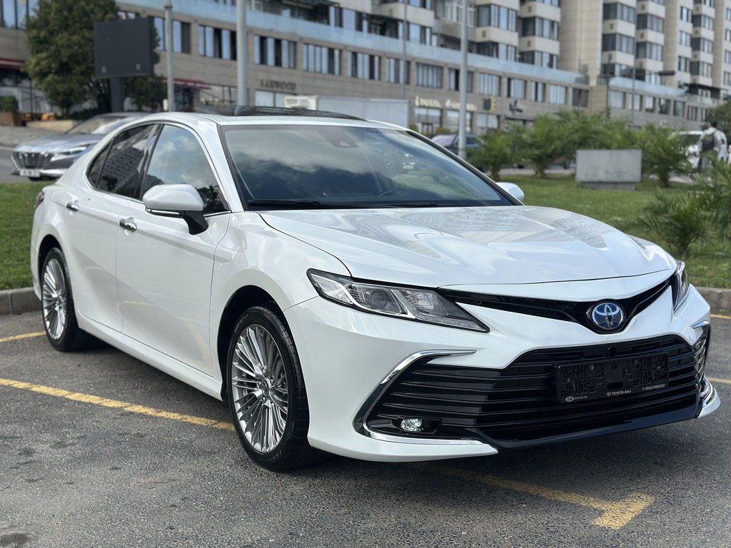 Toyota Camry, 2.5 L, 1.6 kWh, 2023 il, 50 100 km — Avtomobillər, Bakı (3)