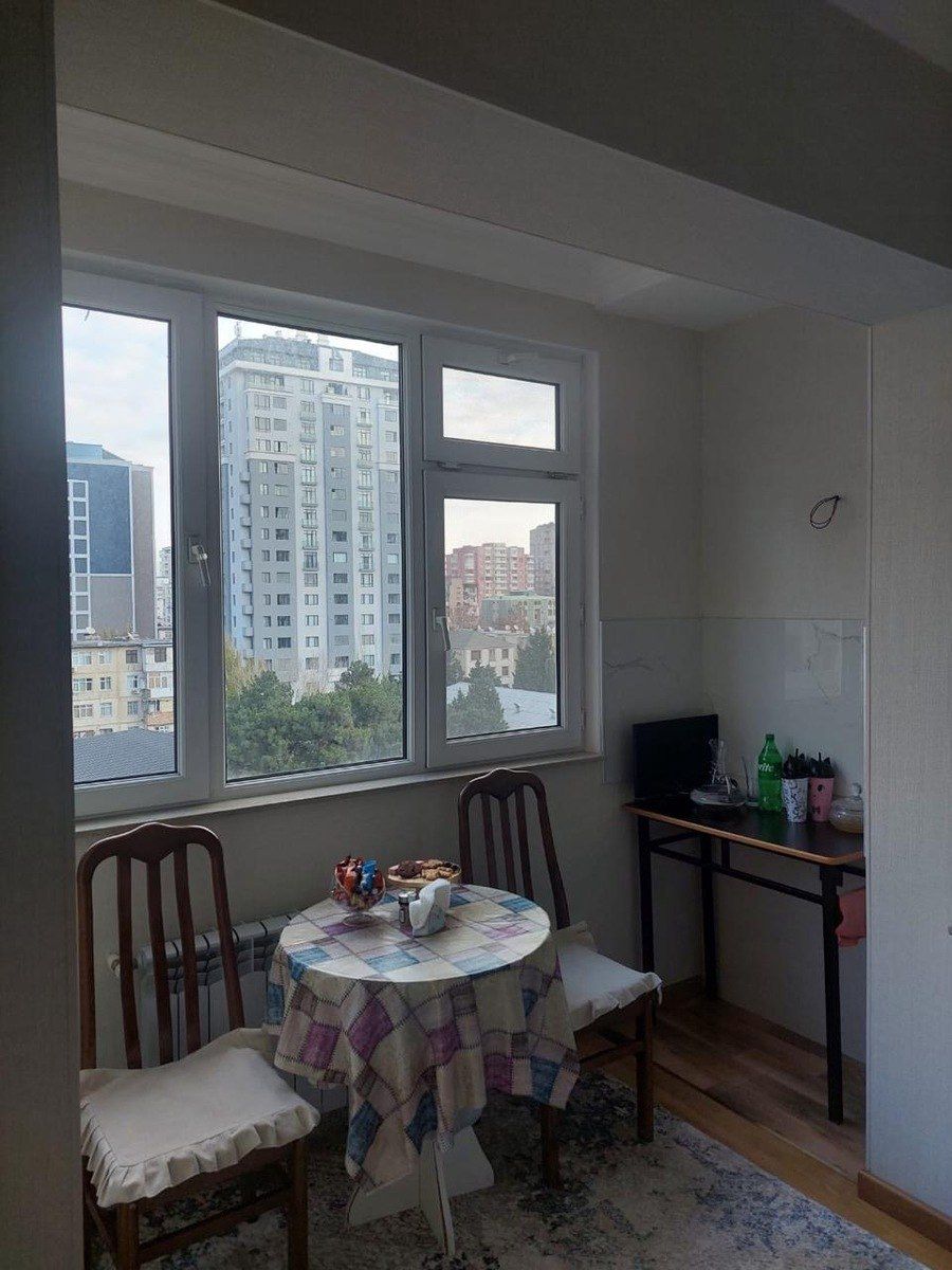 İcarəyə verilir 2 otaqlı köhnə tikili 65 m² — Mənzil, Bakı (9)