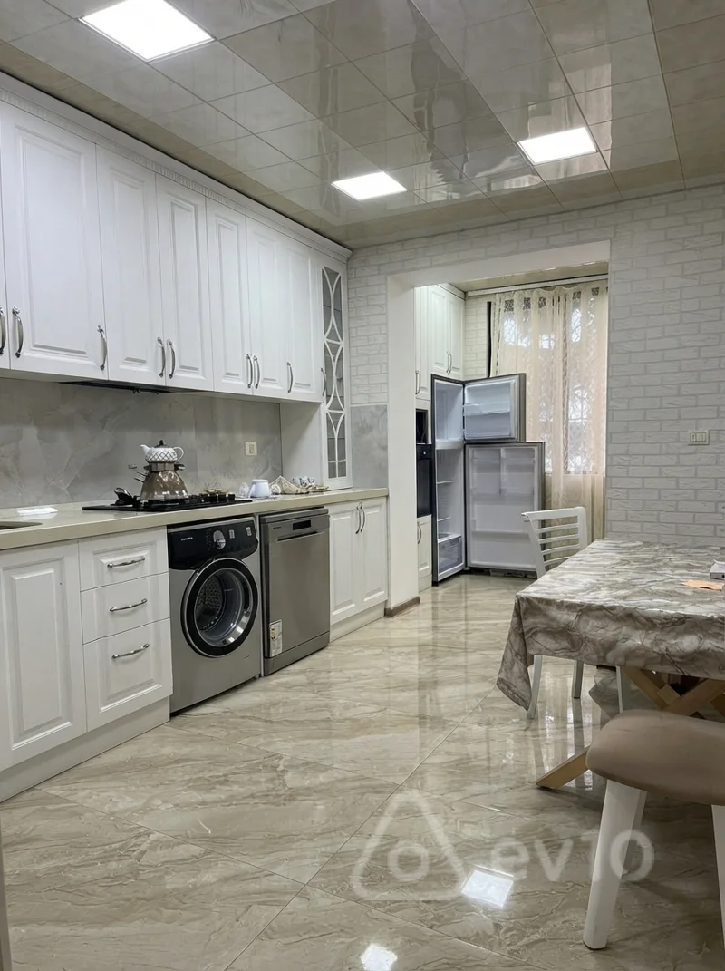 3 otaqlı mənzil, 80 m², Rüstəm Rüstəmov küçəsi — kirayə — Mənzil, Bakı (6)