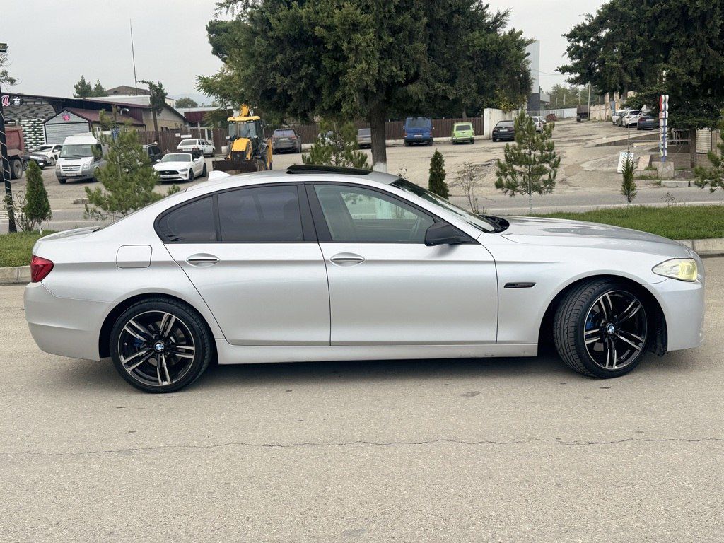 BMW 528, 2.0 L, 2013 il, 380 000 km — Avtomobillər, Quba (4)