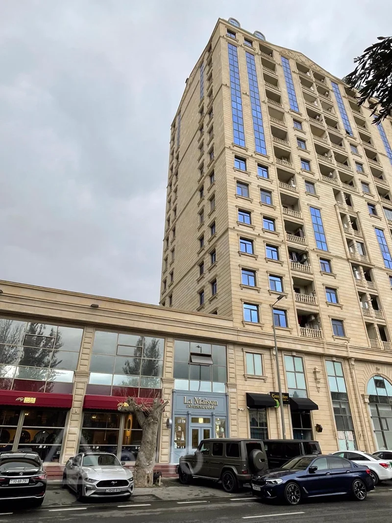 4 otaqlı mənzil, 231 m², Nesibey Yusifbeyli kucesi — Mənzil, Bakı (2)