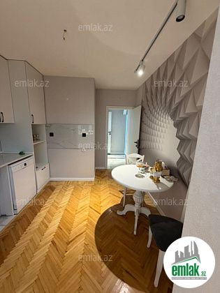 Satılır 3 otaqlı 90 m² köhnə tikili Elmlər Akademiyası m — Mənzil (11)
