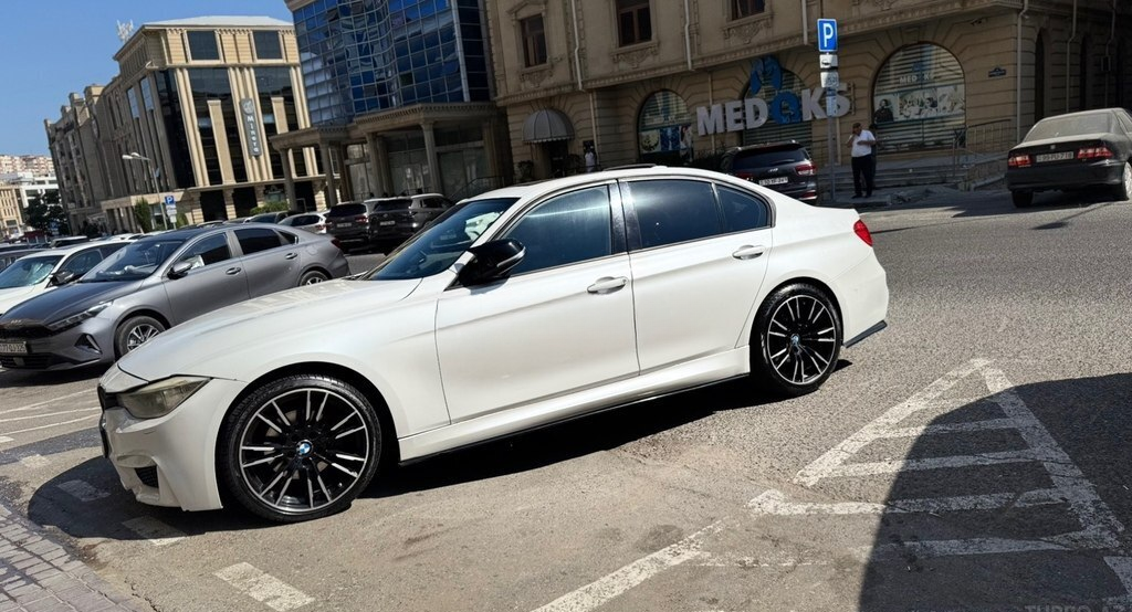 BMW 328, 2012 il, 299000 km, 2 L — Avtomobillər, Bakı (3)