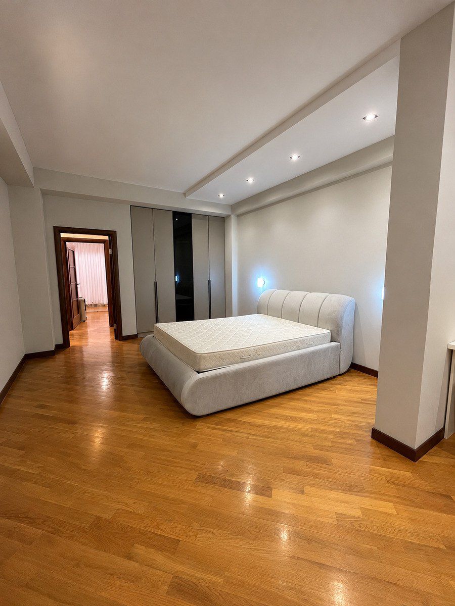 Satılır 4 otaqlı yeni tikili 130 m² — Mənzil, Bakı (5)