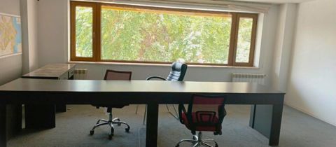İcarəyə verilir 4 otaqlı ofis 102 m² — Bakı