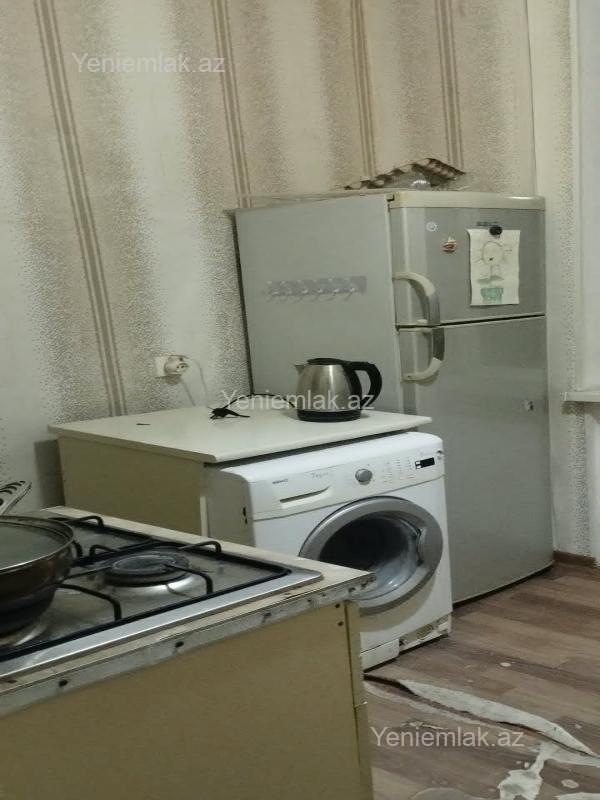 Satılır 3 otaqlı Bina evi menzil (Köhnə tikili), 72 m², 3-cü məhəllə — Mənzil, Sumqayıt (9)