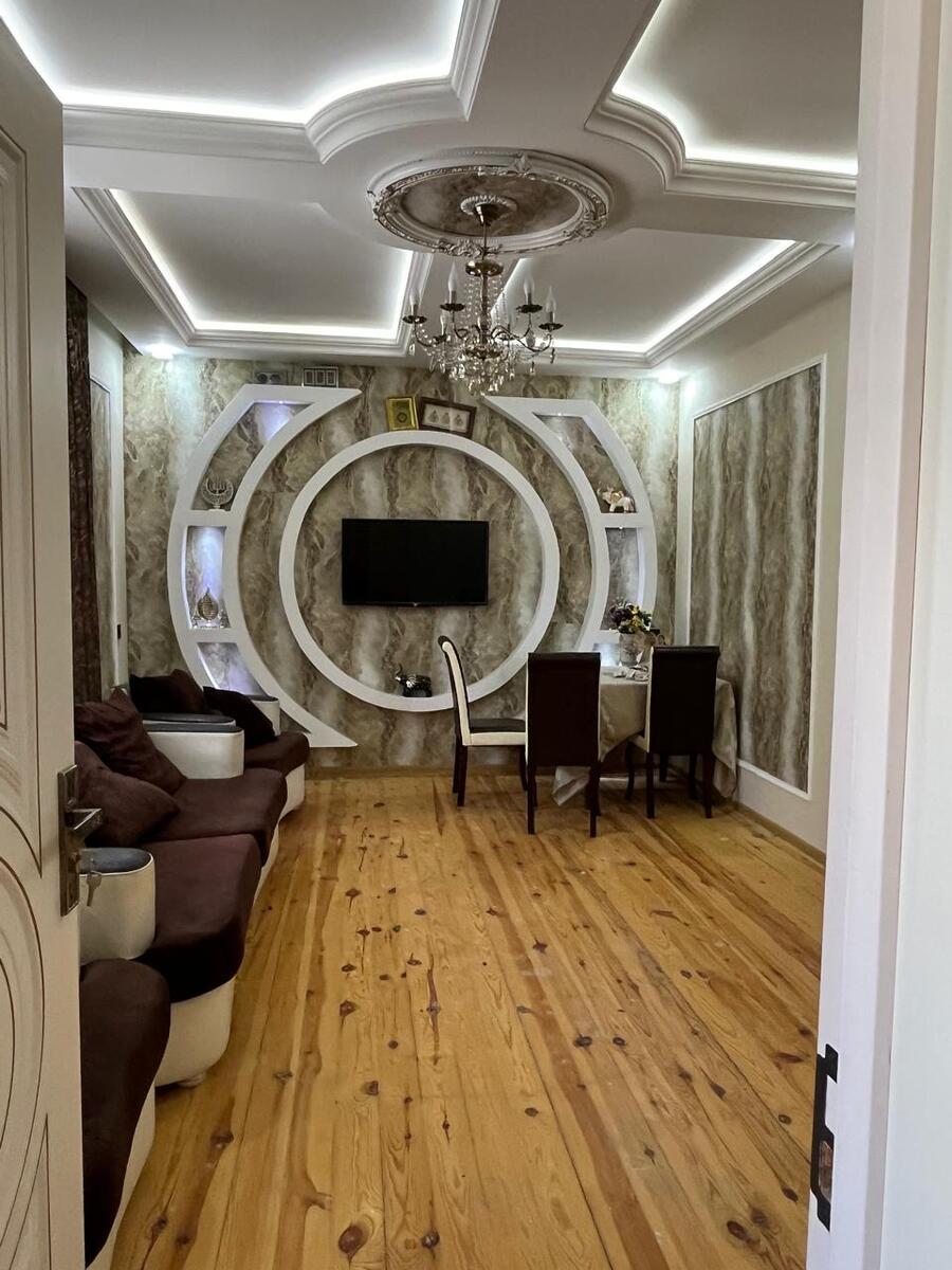 Satılır 5 otaqlı həyət evi/bağ evi 200 m² — Ev, villa, Bakı (4)