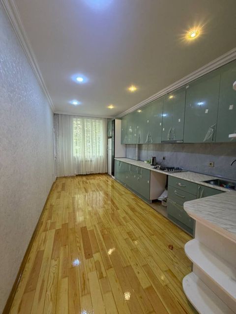 Satılır 3 otaqlı yeni tikili 120 m² — Bakı