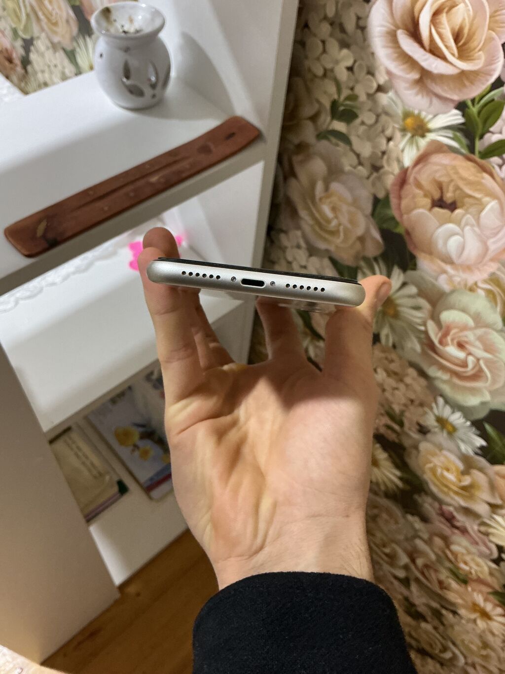 IPhone 11, 64 GB, Ağ, Zəmanət, Simsiz şarj, Face ID — Apple iPhone, Bakı (6)