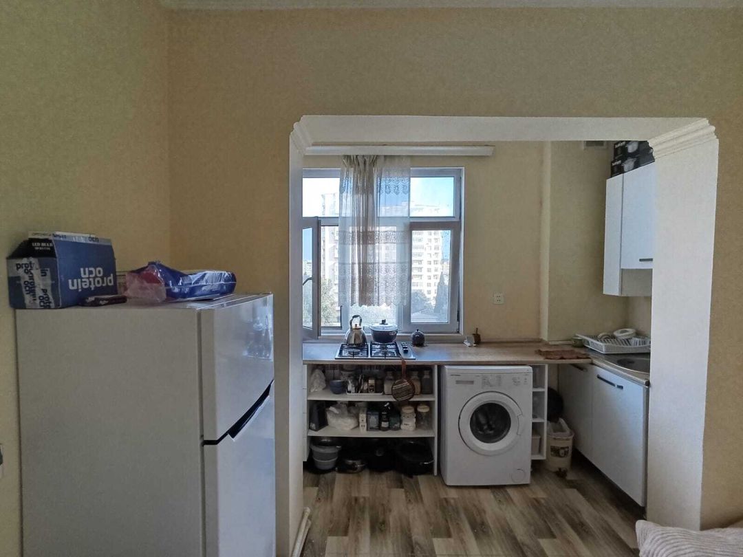 Satılır 2 otaqlı köhnə tikili 47 m² — Mənzil, Bakı (2)