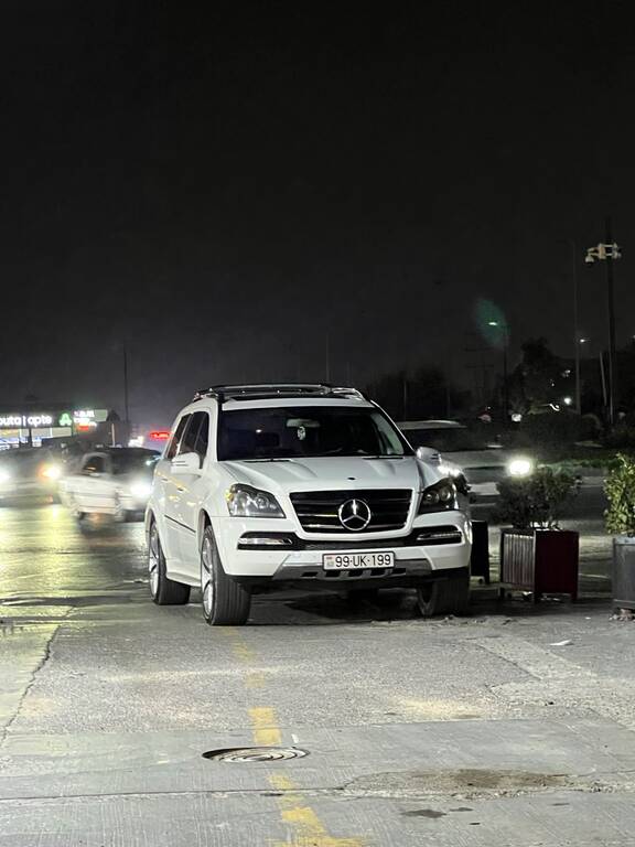Mercedes GL 450 4MATIC, 4.7 L, 2007 il, 260 000 km 99-UK-199 — Avtomobillər, Bakı (9)