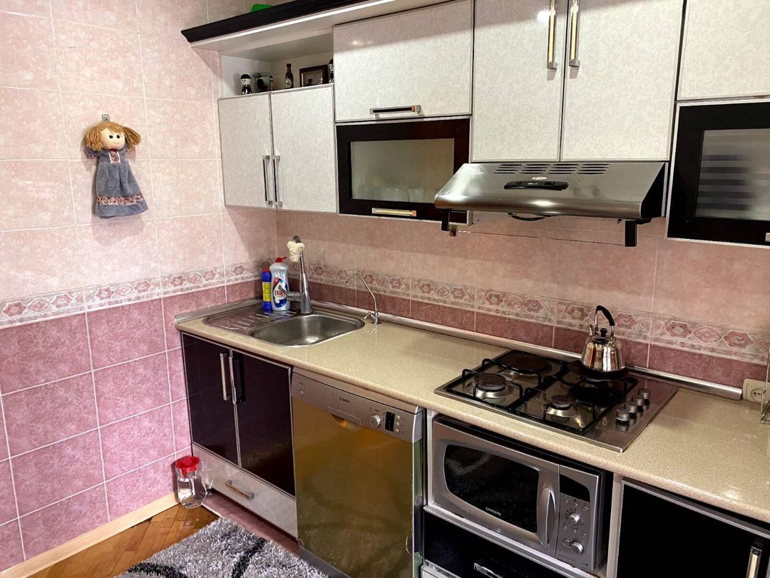 İcarəyə verilir 4 otaqlı köhnə tikili 120 m² — Mənzil, Bakı (3)