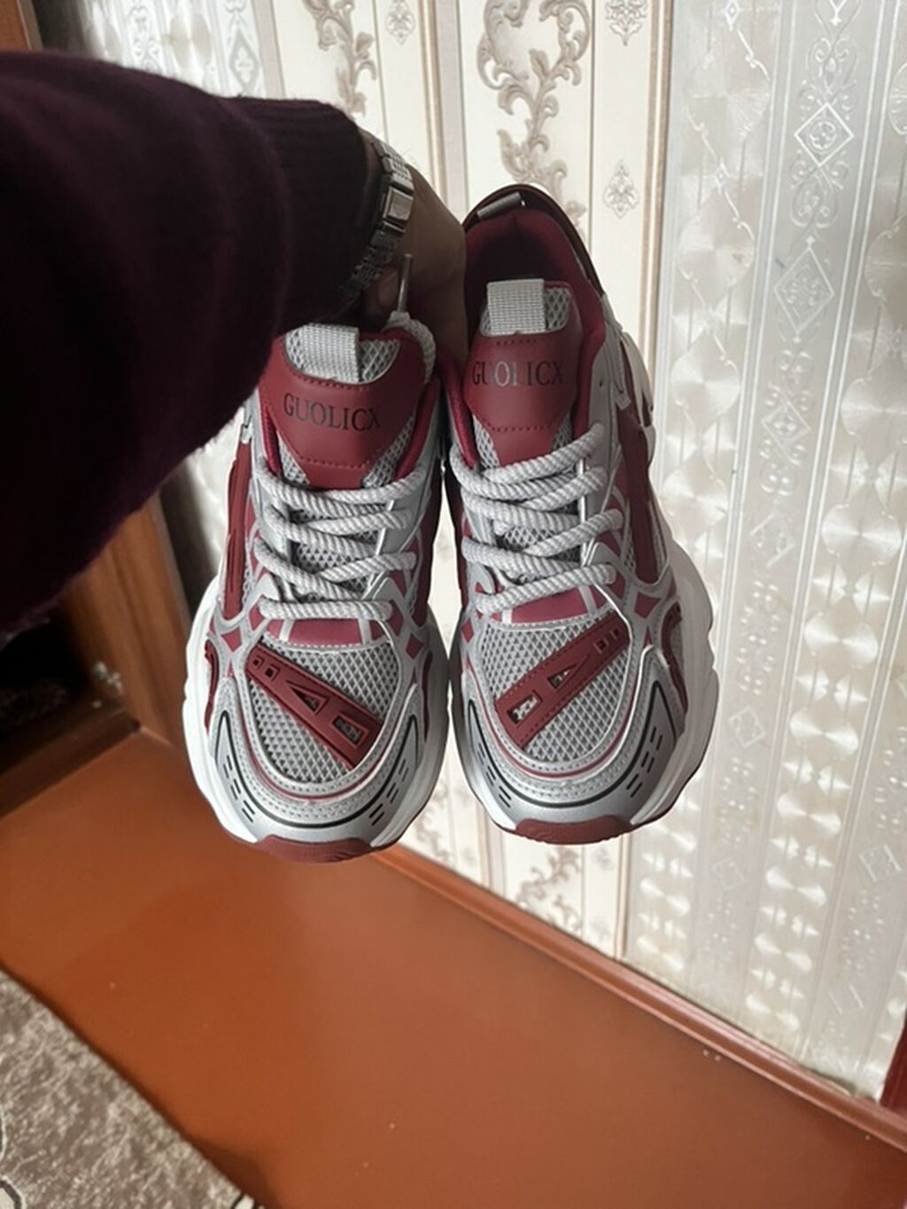 Krossovka – Guolcx brendi, chunky/dad style dizayn. - Rəng: ağ, boz — Krossovkalar, Bakı (5)