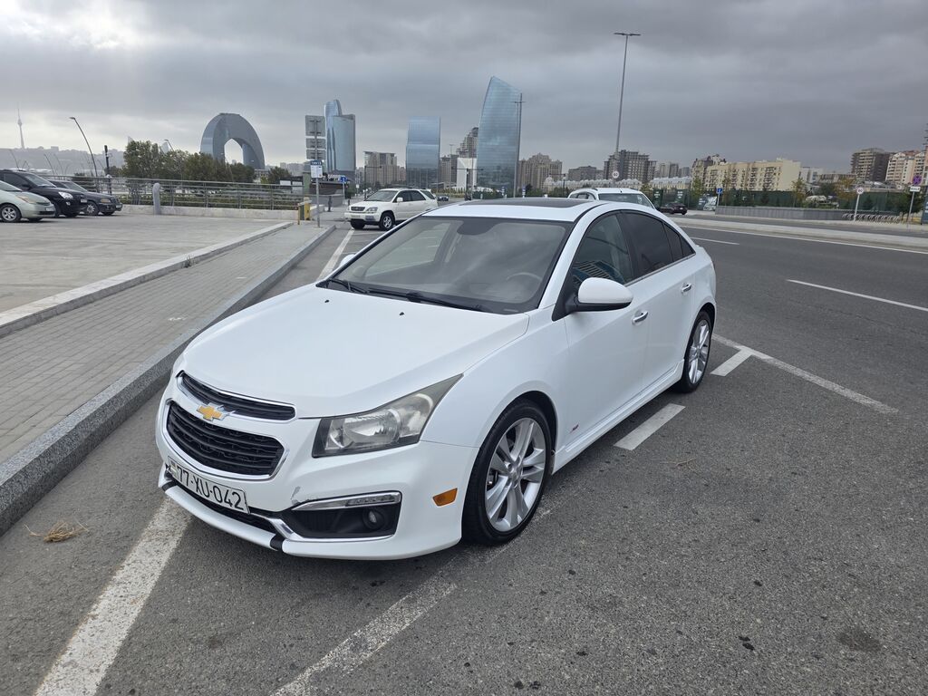 Chevrolet Cruze: 1.4 l 2014 il 195000 km Sedan 77-XU-042 — Avtomobillər, Bakı (4)