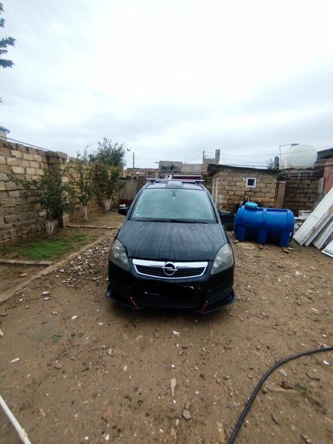 Opel Zafira, 1.9 L, 2005 il, 518 200 km — 8 200 ₼ · Bakı · Avtomobillər Opel Zafira, 1.9 L, 2005 il, 518 200 km — Bakı