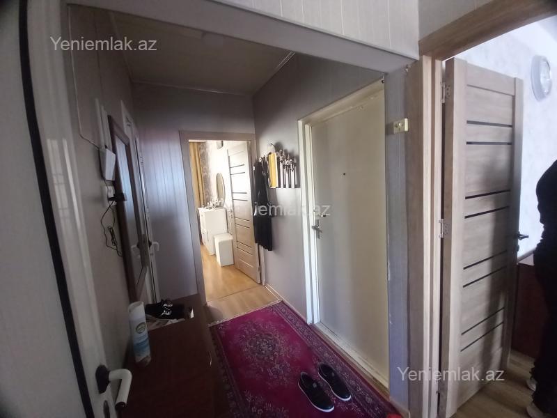 Satılır 2 otaqlı Bina evi menzil (Köhnə tikili), 58.7 m², 10-cu mikrorayon — Mənzil, Sumqayıt (7)