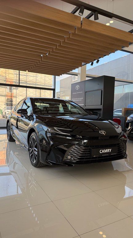 Toyota Camry, 2.5 L, 2026 il, yeni — 68 500 ₼ · Gəncə · Avtomobillər Toyota Camry, 2.5 L, 2026 il, yeni — Gəncə