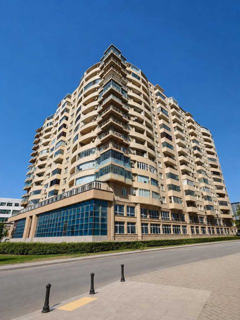 Satılır 2 otaqlı yeni tikili 105 m² — Apartment