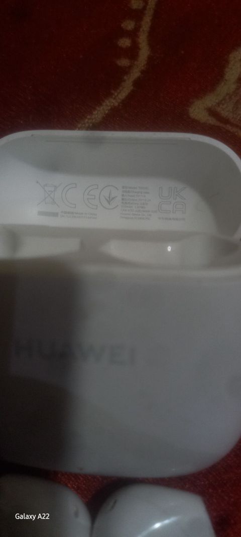Huawei FreeBuds SE 2 ceramic qulaqlıq tam sarj olduqdan sonra 40 — Bakı