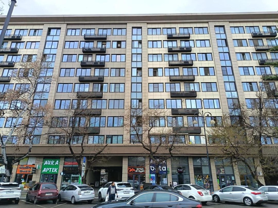 Satılır 2 otaqlı köhnə tikili 62 m² — Mənzil, Bakı