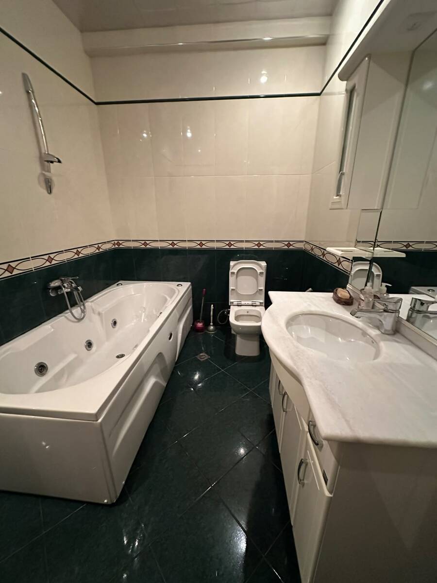 Satılır 3 otaqlı yeni tikili 130 m² — Mənzil, Bakı (8)