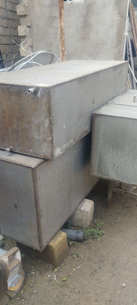 Metal çənlər – çoxməqsədli istifadə üçün - Material: qalın divarlı — 350 ₼ · Masazır · Su çənləri, kanisterləri, bochkalar Metal çənlər – çoxməqsədli istifadə üçün - Material: qalın divarlı — Masazır
