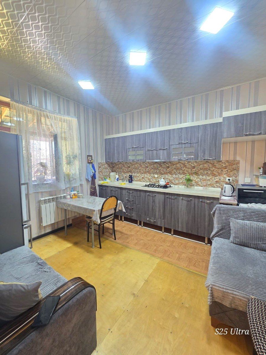 Həyət evi, Saray qəs — Ev, villa, Bakı (9)