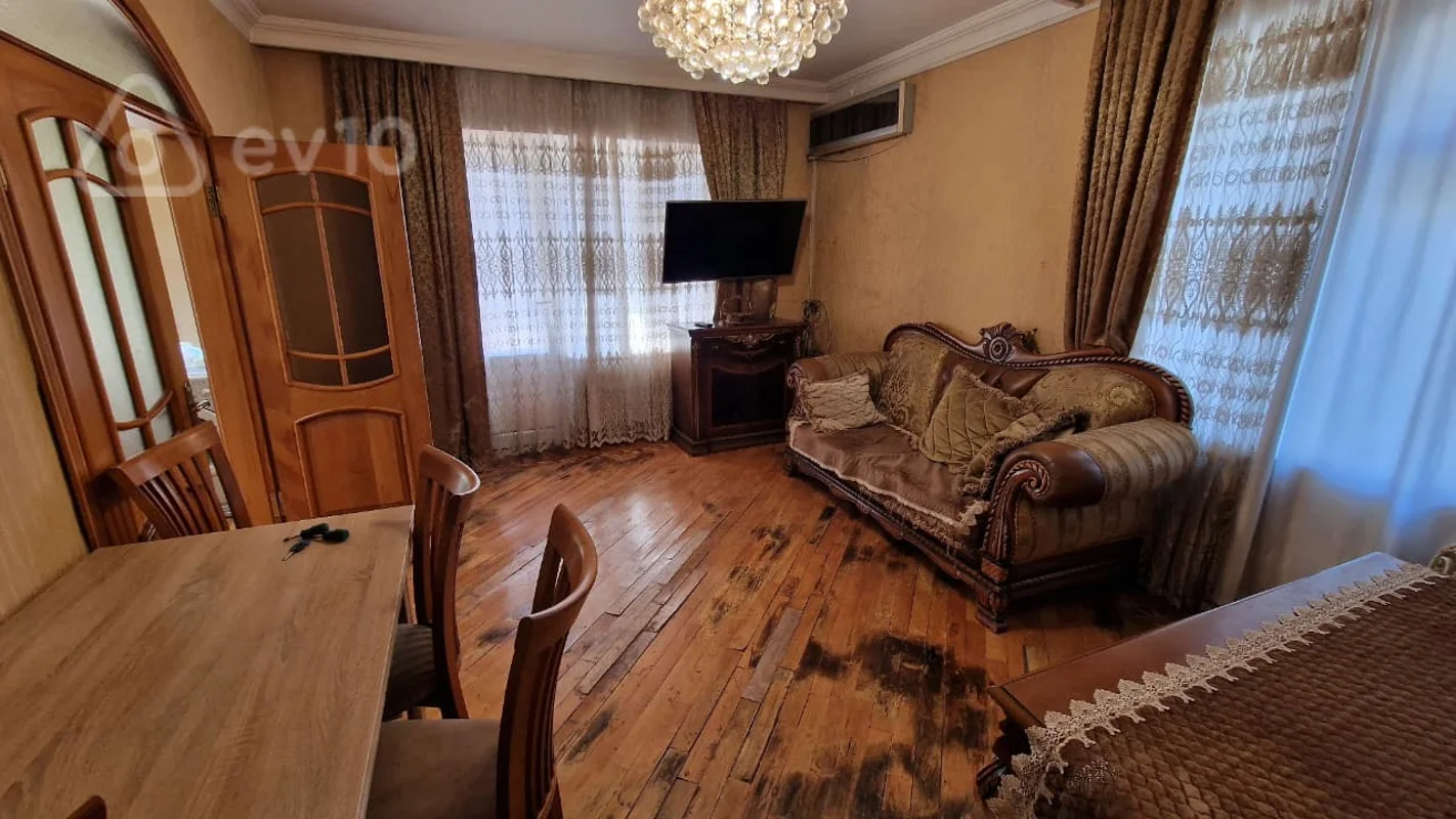 3 otaqlı mənzil, 75 m², İnşatcılar pr — Mənzil, Bakı (2)