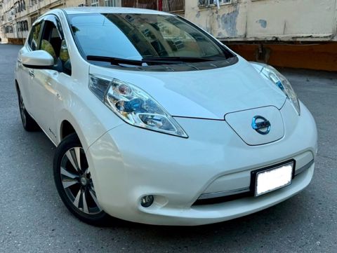Nissan Leaf, 24 kWh, 2017 il, 122 000 km — 11 500 ₼ · Bakı · Avtomobillər Nissan Leaf, 24 kWh, 2017 il, 122 000 km — Bakı