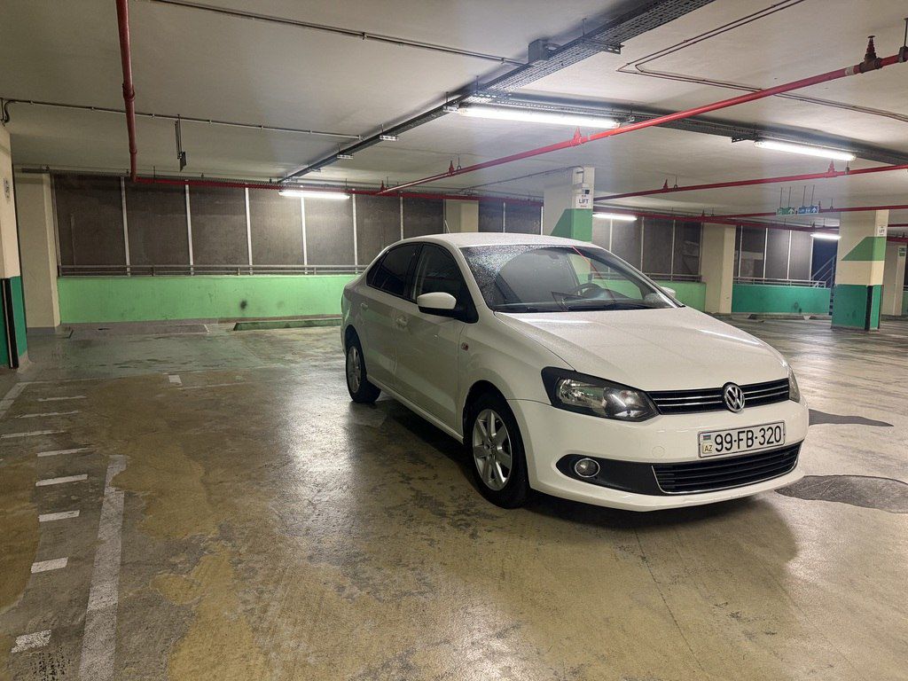 Volkswagen Polo, 1.6 L, 2013 il, 164 000 km 99-FB-320 — Avtomobillər, Bakı (12)