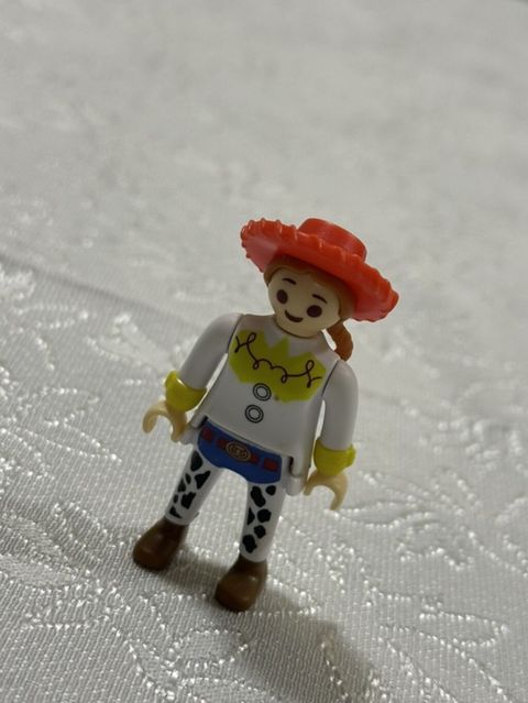 Kinder Disney Jessie — Bakı