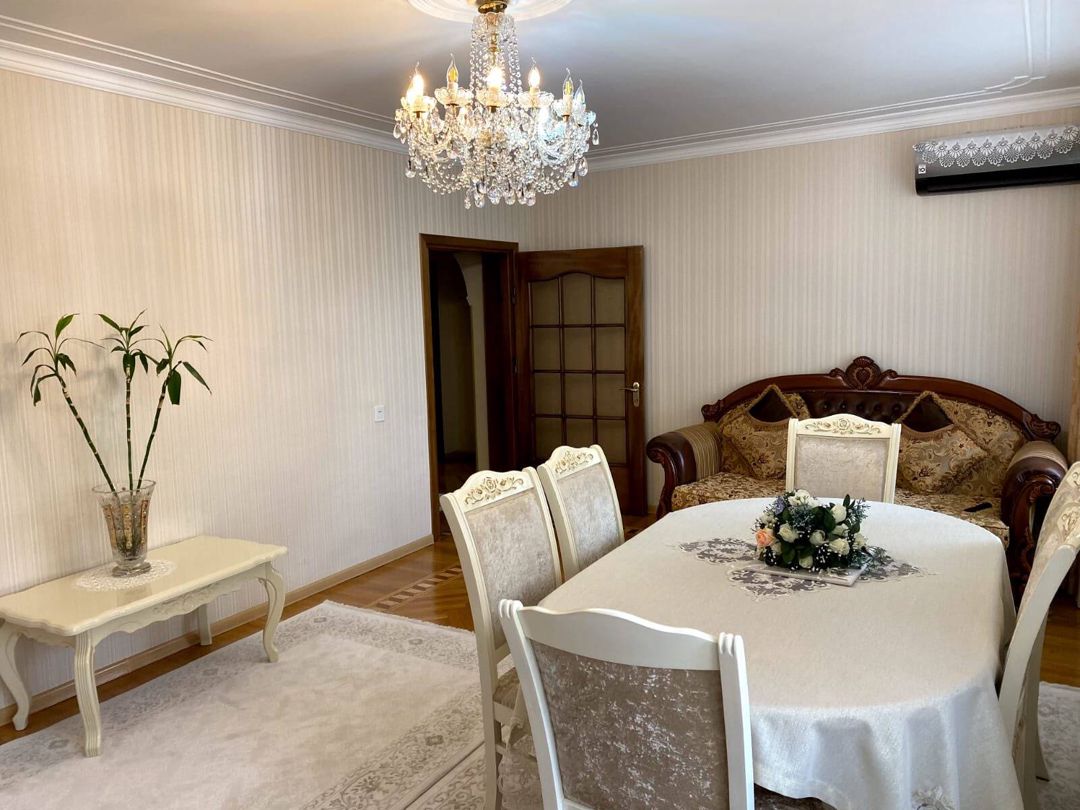 İcarəyə verilir 4 otaqlı köhnə tikili 120 m² — Mənzil, Bakı (2)
