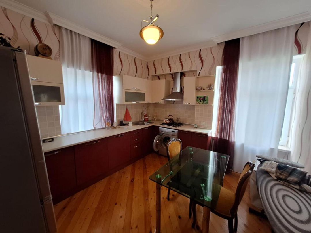 Satılır 5 otaqlı həyət evi/bağ evi 290 m² — Ev, villa, Bakı (9)