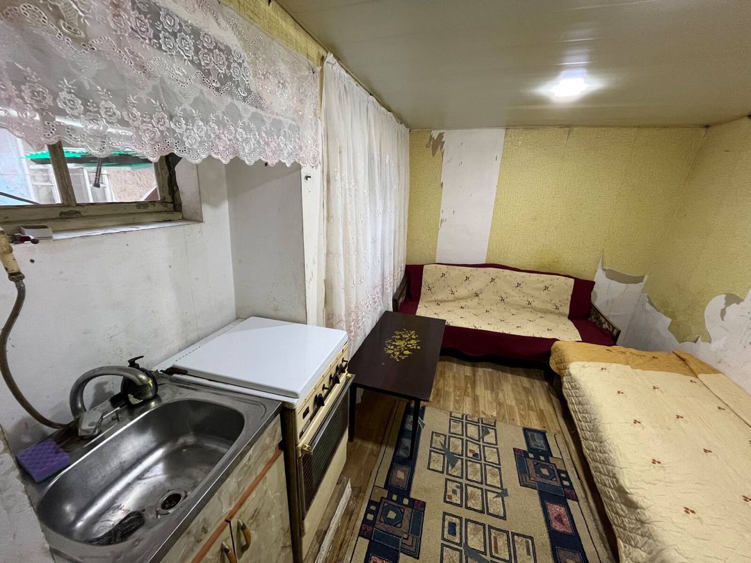 İcarəyə verilir 1 otaqlı həyət evi/bağ evi 13 m² — Ev, villa, Bakı (2)