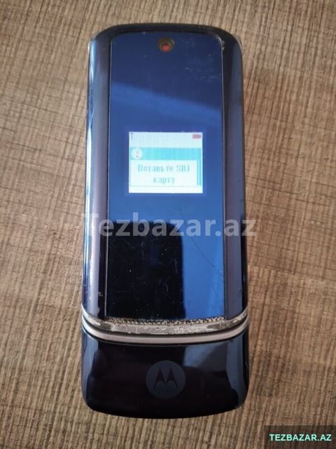 Motorola mode:l K1 ela veziyyetde (orijinaldir) kohne modell — Bakı