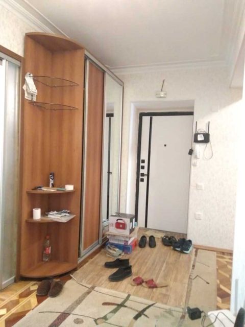 İcarəyə verilir 3 otaqlı köhnə tikili 100 m² — Bakı