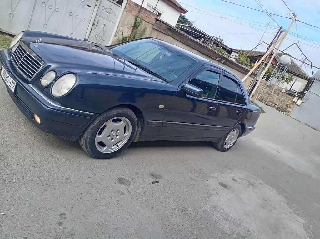 Mercedes E 240, 2.4 L, 1997 il, 360 000 km 99-BG-977 — Avtomobillər, Xudat (2)