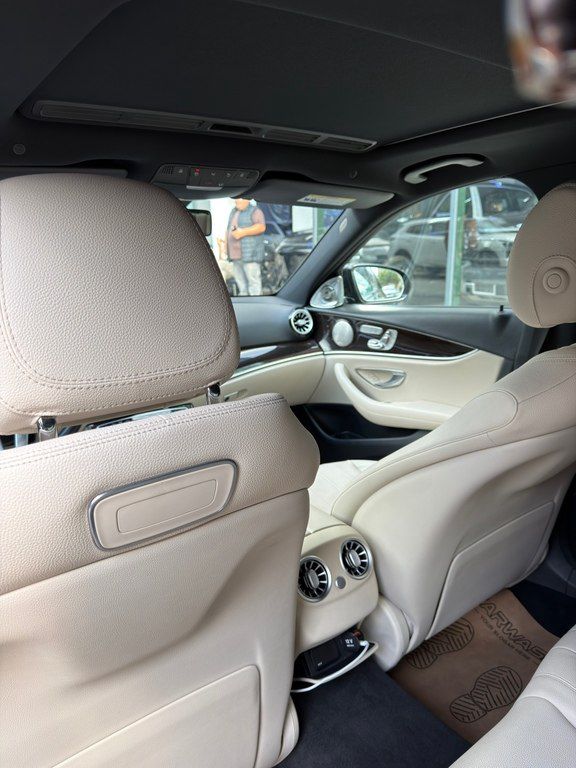 Mercedes E 300, 2.0 L, 2019 il, 90 000 km — Avtomobillər, Bakı (10)