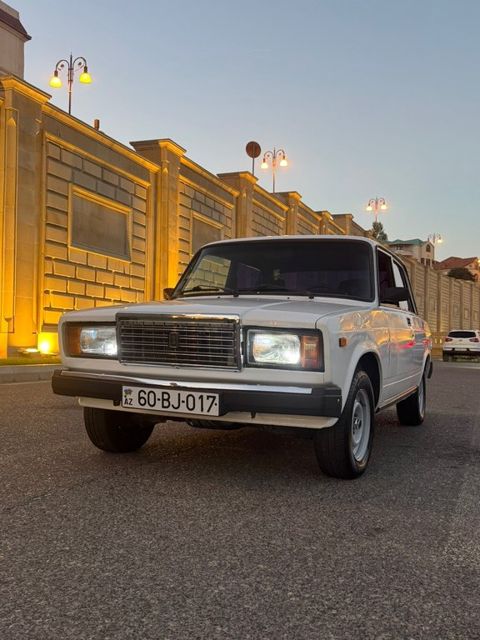 Lada (VAZ) 2107, 1.6 L, 2007 il, 200 000 km — Bakı