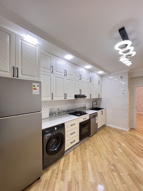 Satılır 3 otaqlı yeni tikili 90 m² — Bakı
