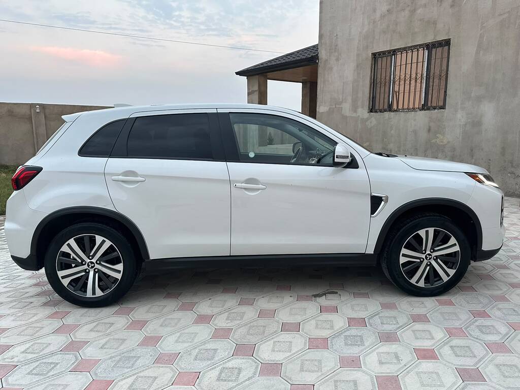 Mitsubishi Outlander, 2.0 L, 2021 il, 80 000 km 72-BB-848 — Avtomobillər, Bakı (8)